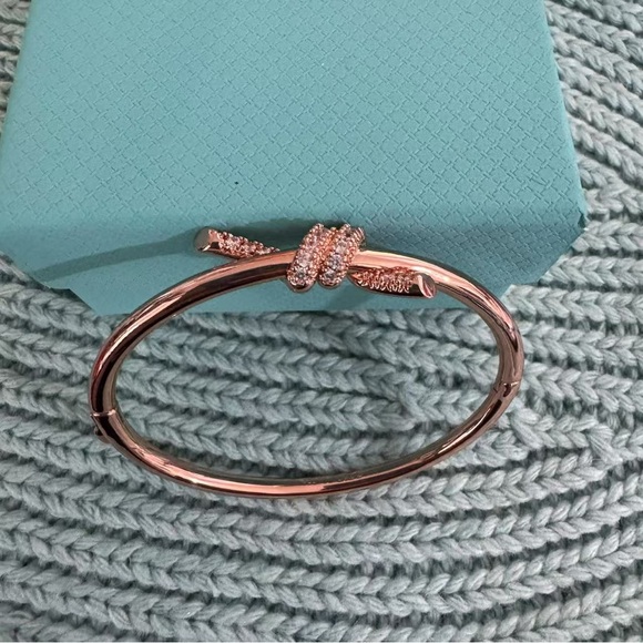 Tiffany Knot Bangle 18K Rose Gold with Diamonds